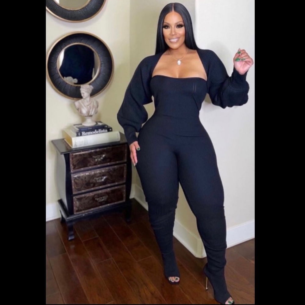 🆕🌸Kiss Me Goodnight🌸